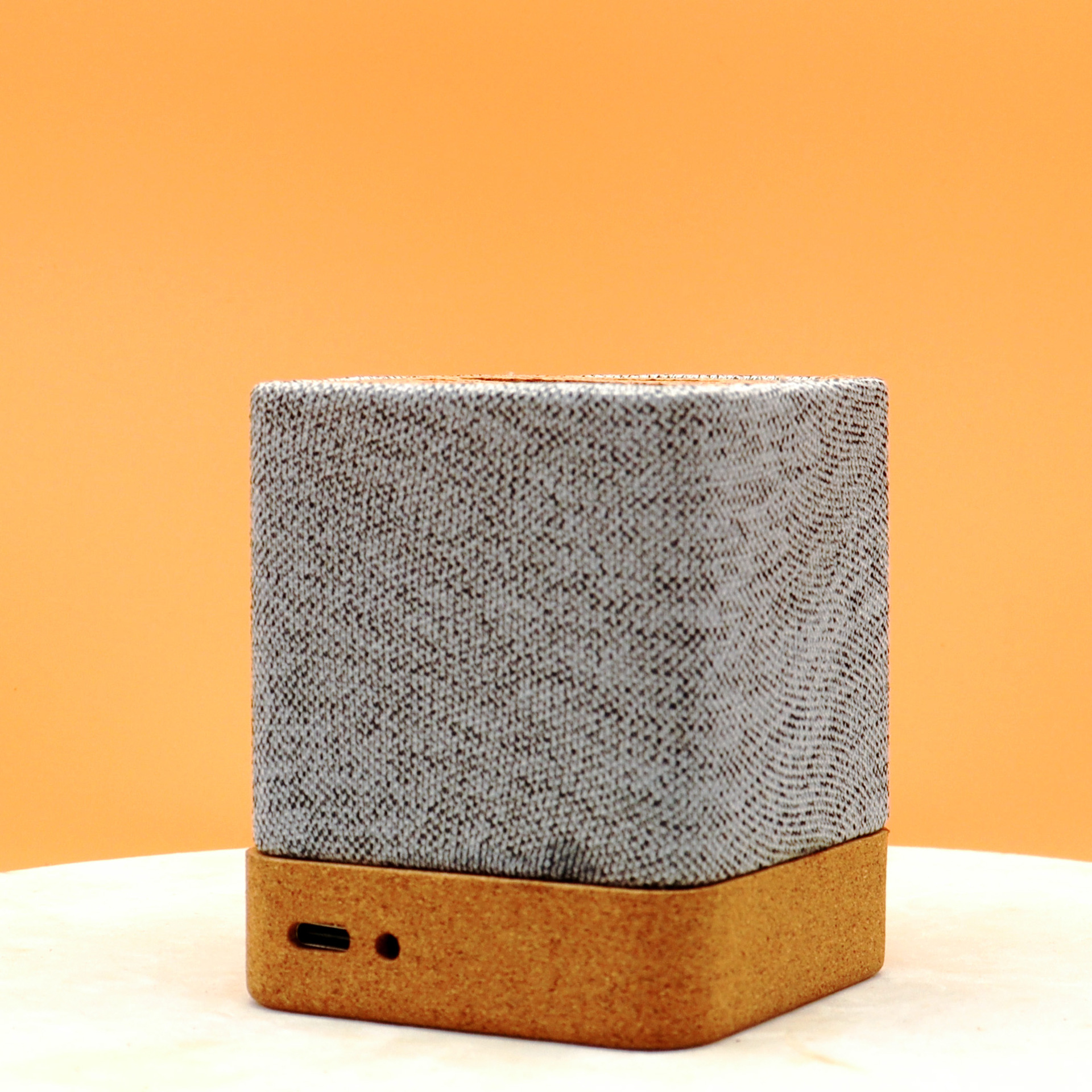 Großhandel Wireless USB Active tragbare kleine Mini-Lautsprecherbox aus Holz