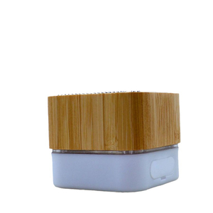 Tragbarer Mini -Quadrat Bambus Holz Wireless Bluetooth Lautsprecherbox